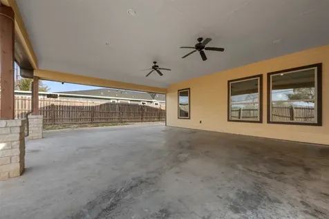 225 Kalmer Street Street Pasadena TX 77502