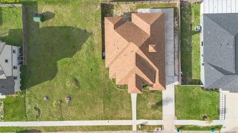 225 Kalmer Street Street Pasadena TX 77502