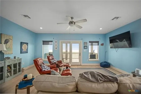 1383 Bay Point Drive Port Lavaca TX 77979