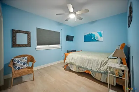 1383 Bay Point Drive Port Lavaca TX 77979