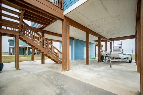 1383 Bay Point Drive Port Lavaca TX 77979