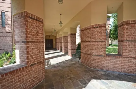 2815 Kings Crossing Drive 212 Kingwood TX 77345
