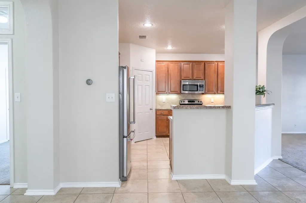 6913 Abbey Falls San Antonio TX 78249