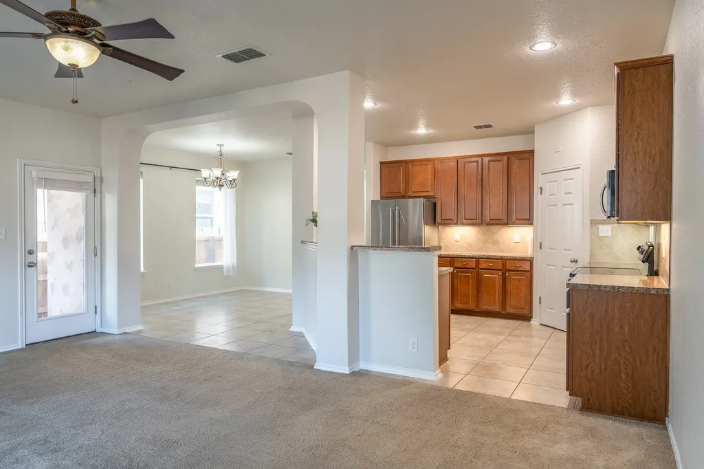 6913 Abbey Falls San Antonio TX 78249