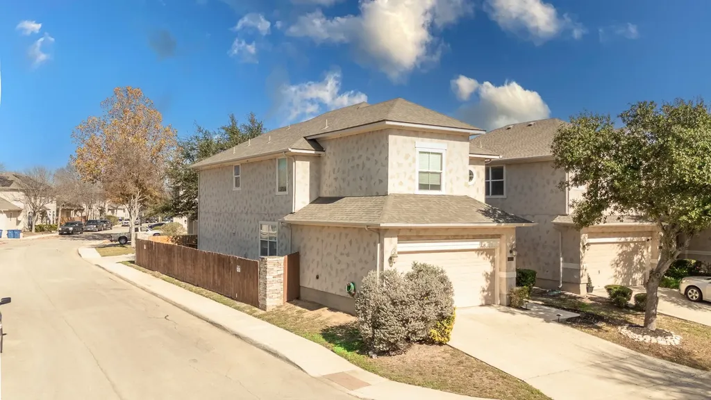 6913 Abbey Falls San Antonio TX 78249