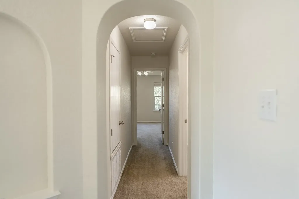 6913 Abbey Falls San Antonio TX 78249
