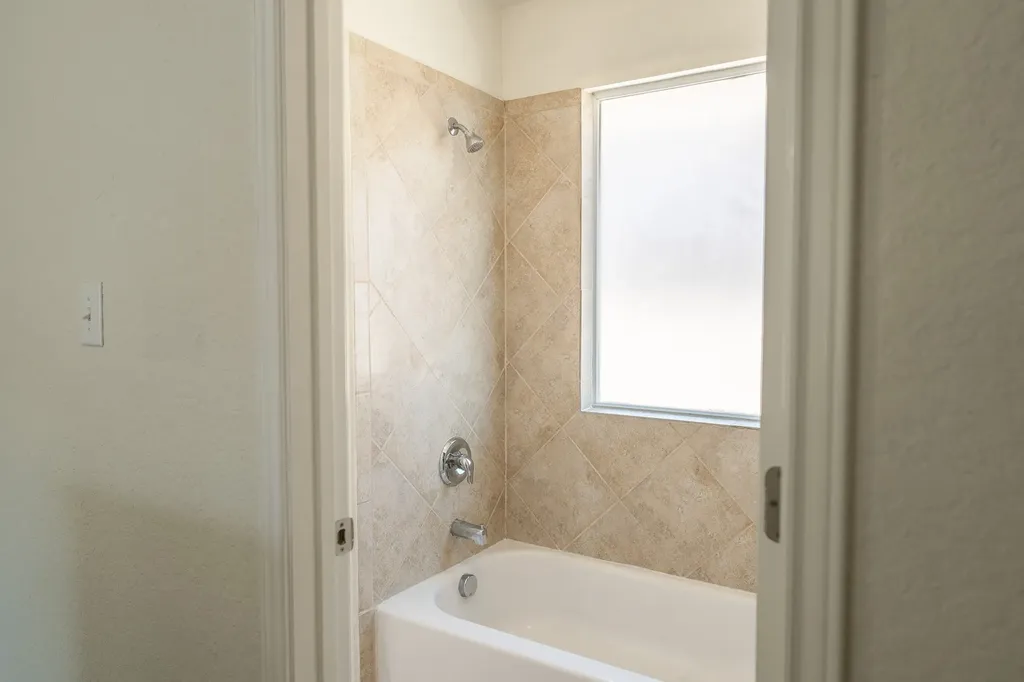 6913 Abbey Falls San Antonio TX 78249