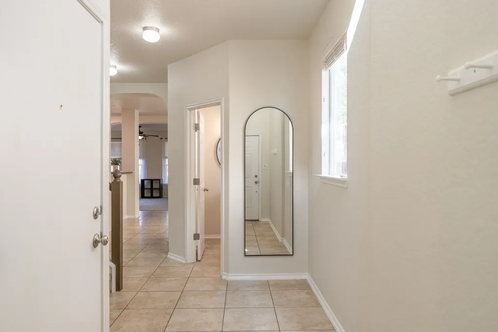 6913 Abbey Falls San Antonio TX 78249