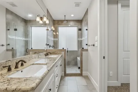 2441 Charleston Street A Houston TX 77021