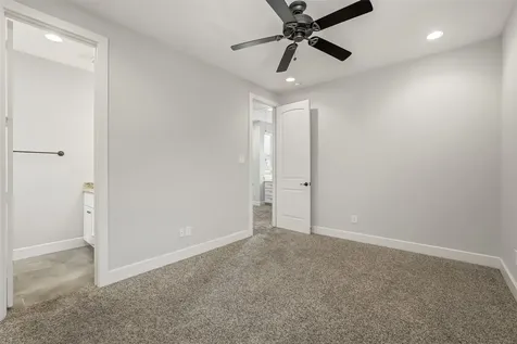 2441 Charleston Street A Houston TX 77021