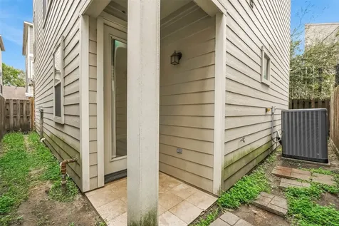 2441 Charleston Street A Houston TX 77021