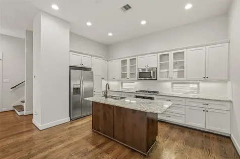 2441 Charleston Street A Houston TX 77021
