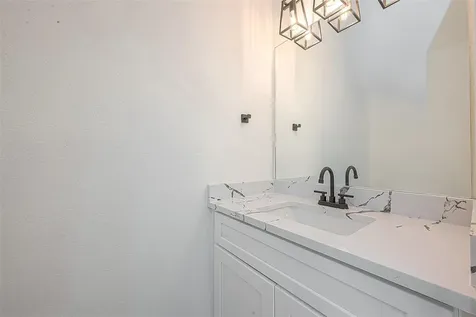 4135 Mallow Street Unit A Houston TX 77051