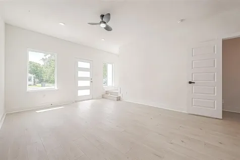 4135 Mallow Street Unit A Houston TX 77051