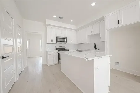 4135 Mallow Street Unit A Houston TX 77051