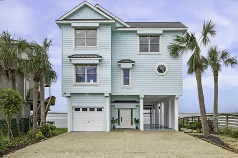 1322 Outrigger Tiki Island TX 77554