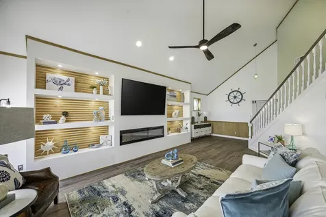 1322 Outrigger Tiki Island TX 77554