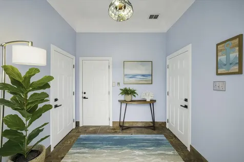 1322 Outrigger Tiki Island TX 77554