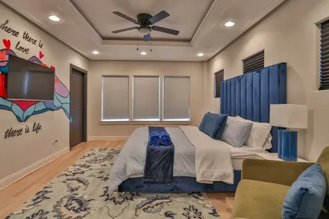 4114 Driscoll Street Houston TX 77098