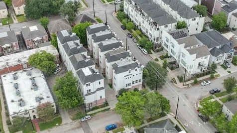 4114 Driscoll Street Houston TX 77098