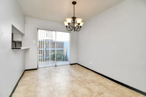 9350 Country Creek Drive 6 Houston TX 77036