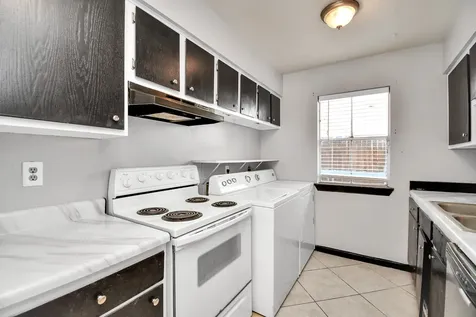 9350 Country Creek Drive 6 Houston TX 77036