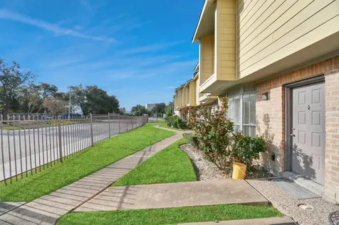 9350 Country Creek Drive 6 Houston TX 77036
