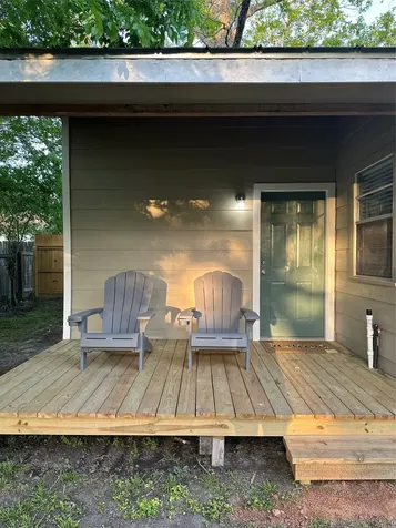 113 N Middle Street Flatonia TX 78941