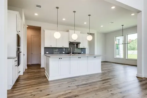 349 Covey Lane Sealy TX 77474