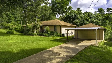 91 Dogwood Place Point Blank TX 77364