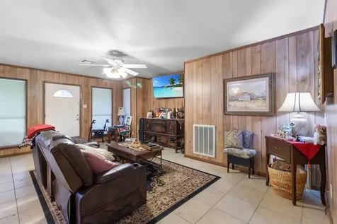 91 Dogwood Place Point Blank TX 77364