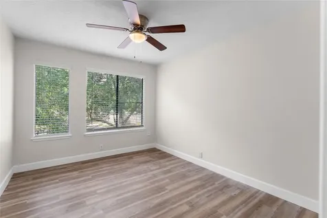 336 Litchfield Lane Houston TX 77024