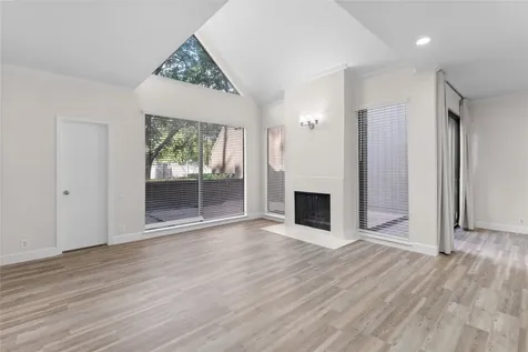 336 Litchfield Lane Houston TX 77024