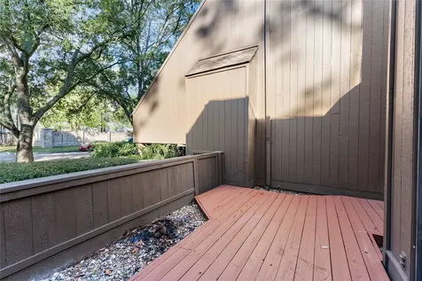 336 Litchfield Lane Houston TX 77024