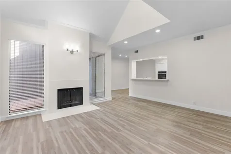 336 Litchfield Lane Houston TX 77024