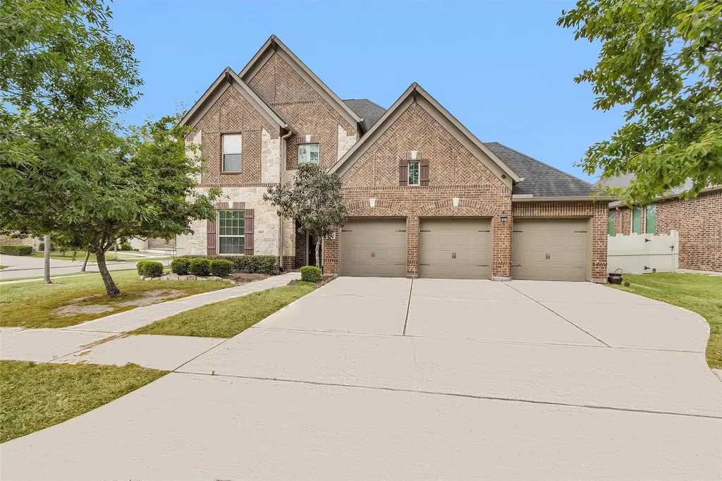 17203 Prairie Falcon Lane Conroe TX 77385