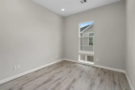 5610 Patrick Street L Houston TX 77076