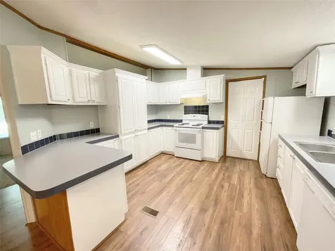 3854 County Road 2604 Alto TX 75925