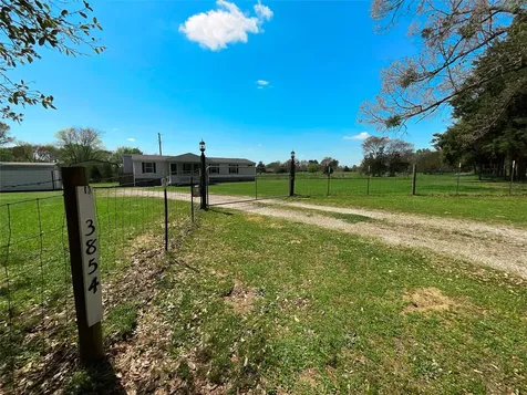 3854 County Road 2604 Alto TX 75925