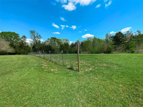 3854 County Road 2604 Alto TX 75925