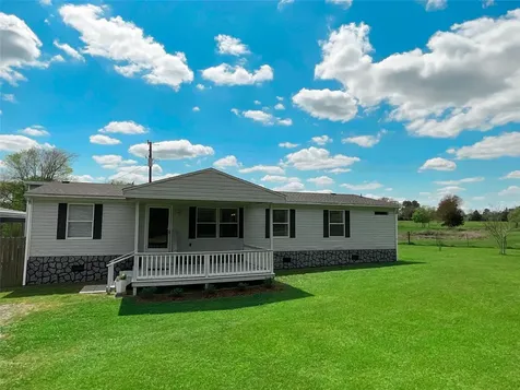 3854 County Road 2604 Alto TX 75925