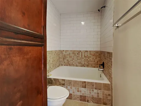 427 Remington Creek Drive Houston TX 77073