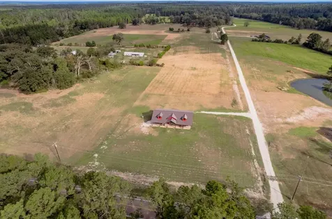 1033 Lonesome Dove Drive Groveton TX 75845