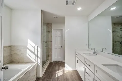 6513 Goldspier Street Houston TX 77091