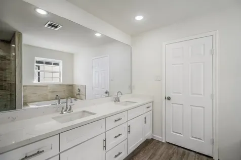 6513 Goldspier Street Houston TX 77091