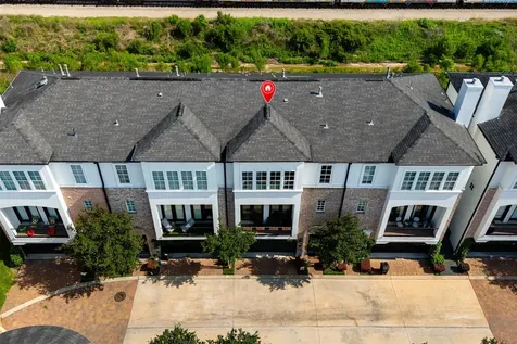 5628 Cohn Terrace Houston TX 77007