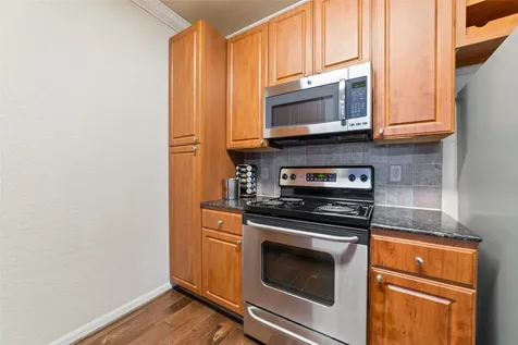 1711 Old Spanish Trail 203 Houston TX 77054