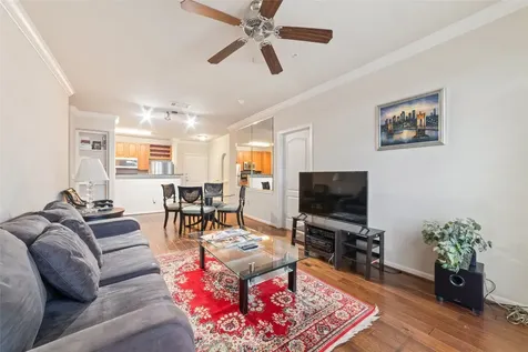 1711 Old Spanish Trail 203 Houston TX 77054