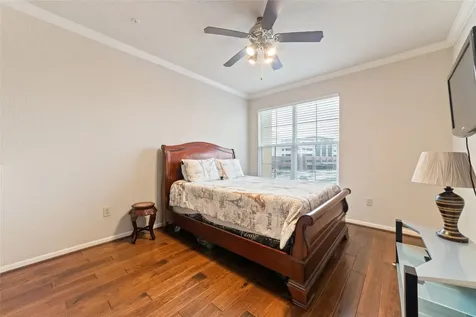 1711 Old Spanish Trail 203 Houston TX 77054