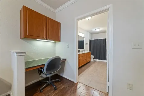 1711 Old Spanish Trail 203 Houston TX 77054
